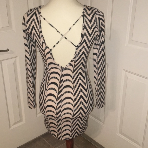 Chevron Striped Long Sleeve Mini Dress - Picture 4 of 6